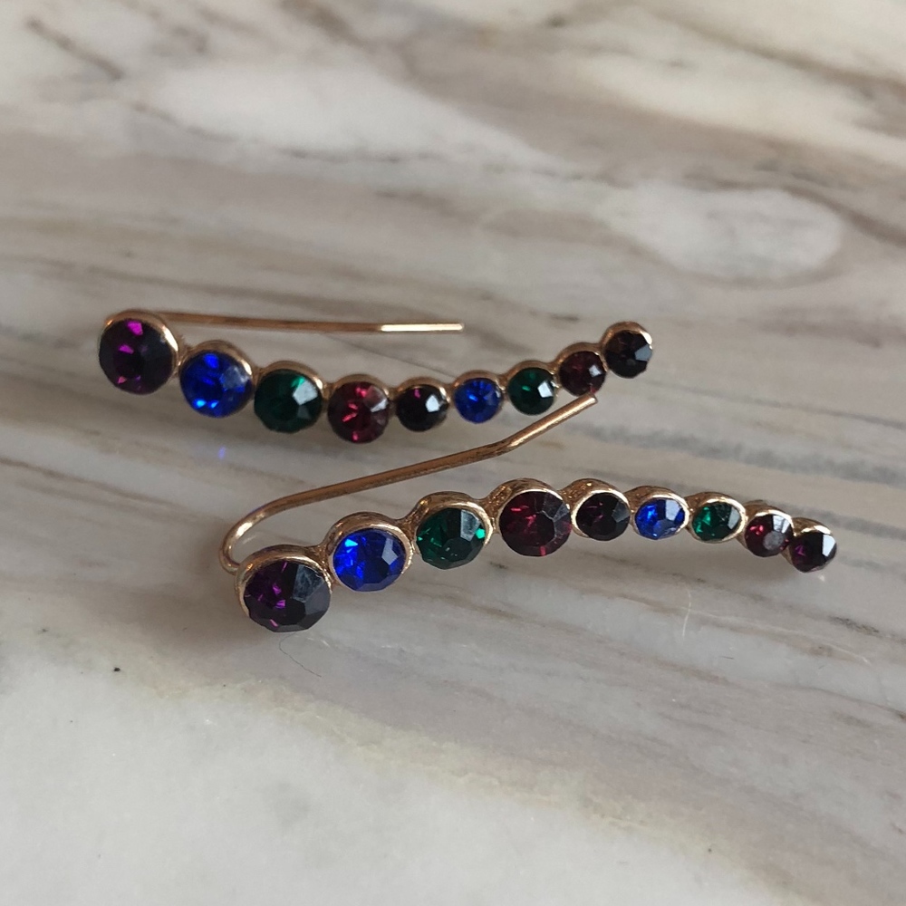 NWOT Rainbow ear climbers